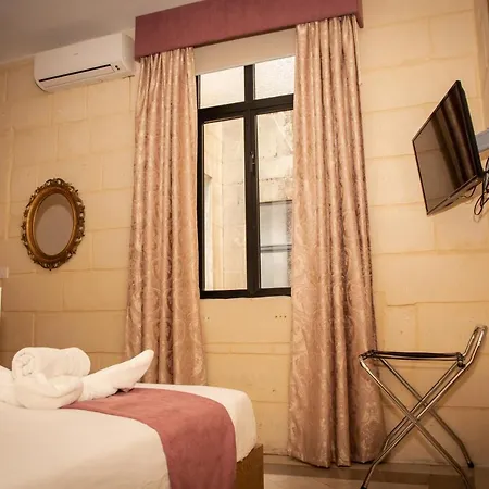 Point De Vue بيت ضيافة ربات