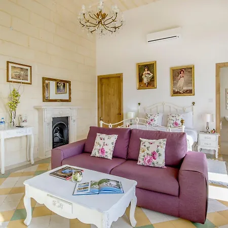 بيت ضيافة Point De Vue 3*