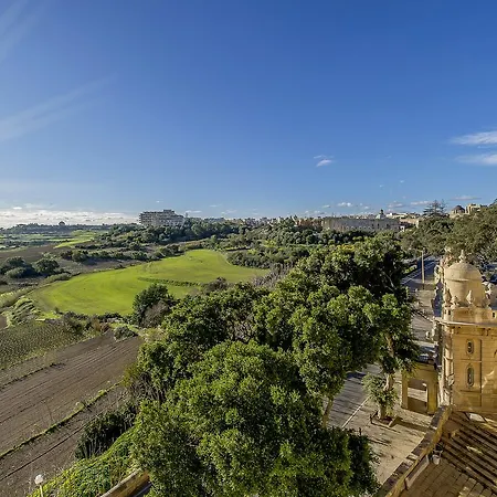 Point De Vue بيت ضيافة 3*