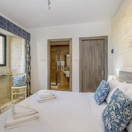 بيت ضيافة Point De Vue